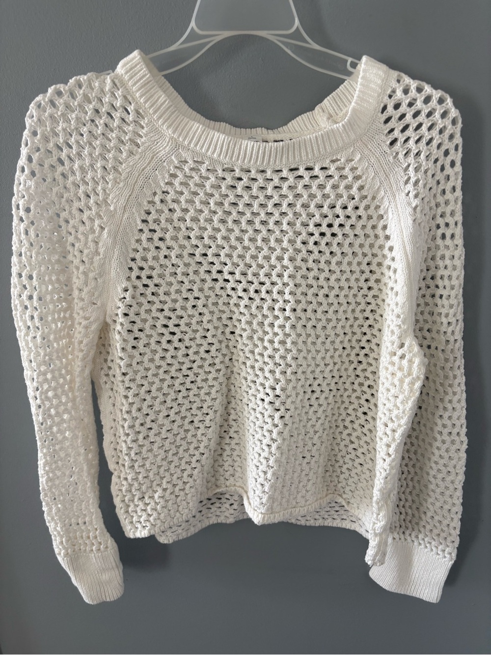 Old Navy Open-Knit Scoopneck Sweater in White